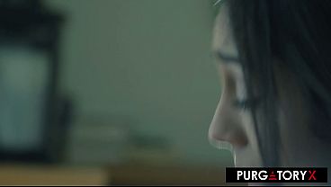 PURGATORYX A pequena Lilly Hall faz sexo oral profundo em seu padre