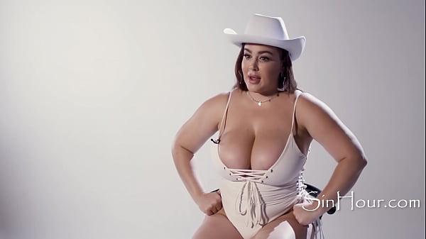 Big Tits Pornstar Natasha Nice Entrevista